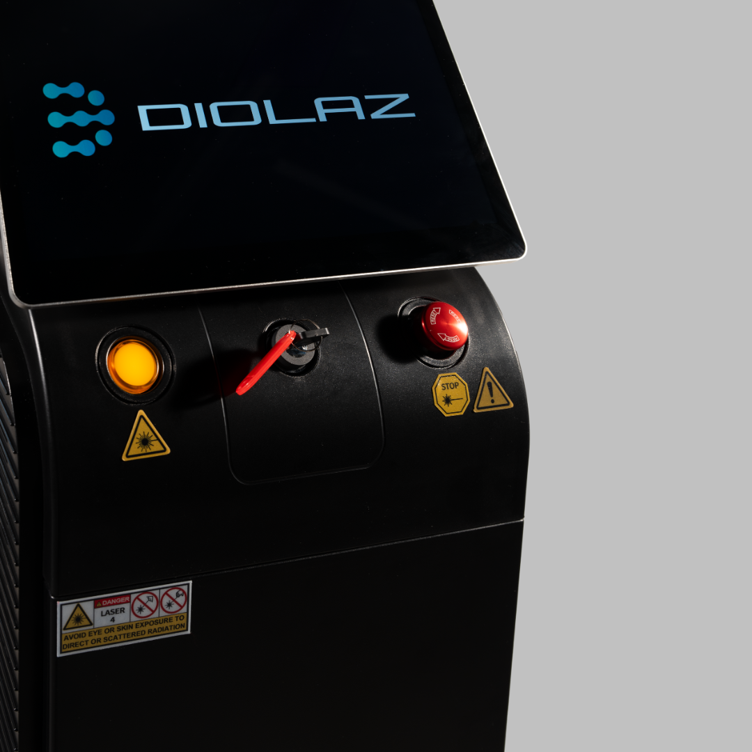 Appareil d'épilation laser homologué par Santé Canada DioLaz, 3 longueurs d'onde